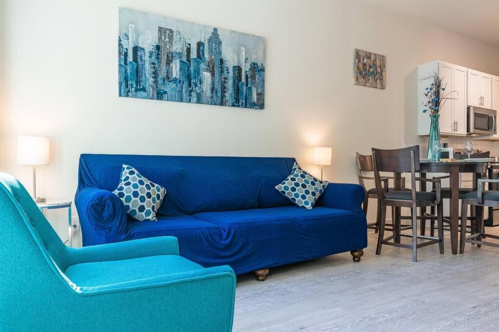 Beautiful Riverwalk Apt With Full Amenities, King Bed & Free Parking San Antonio Exterior photo